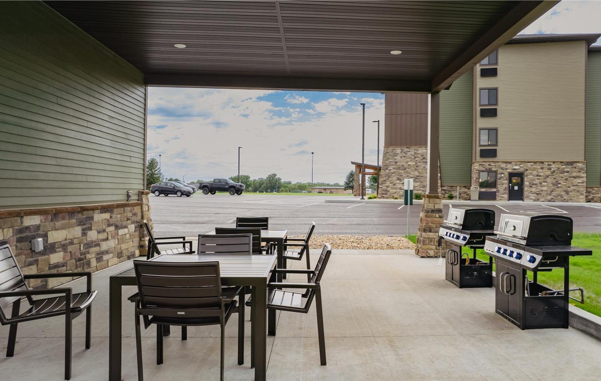 My Place Hotel-Mitchell Sd 外观 照片